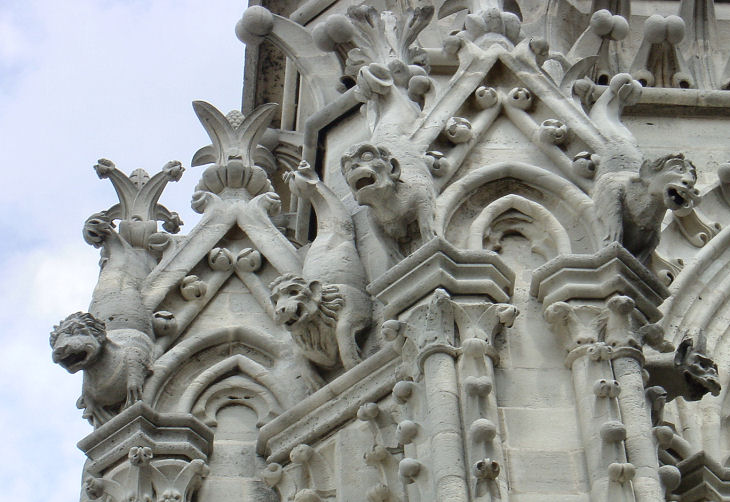 gargoyles%20notre%20dame.jpg