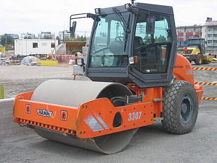 440px-Street_roller.JPG