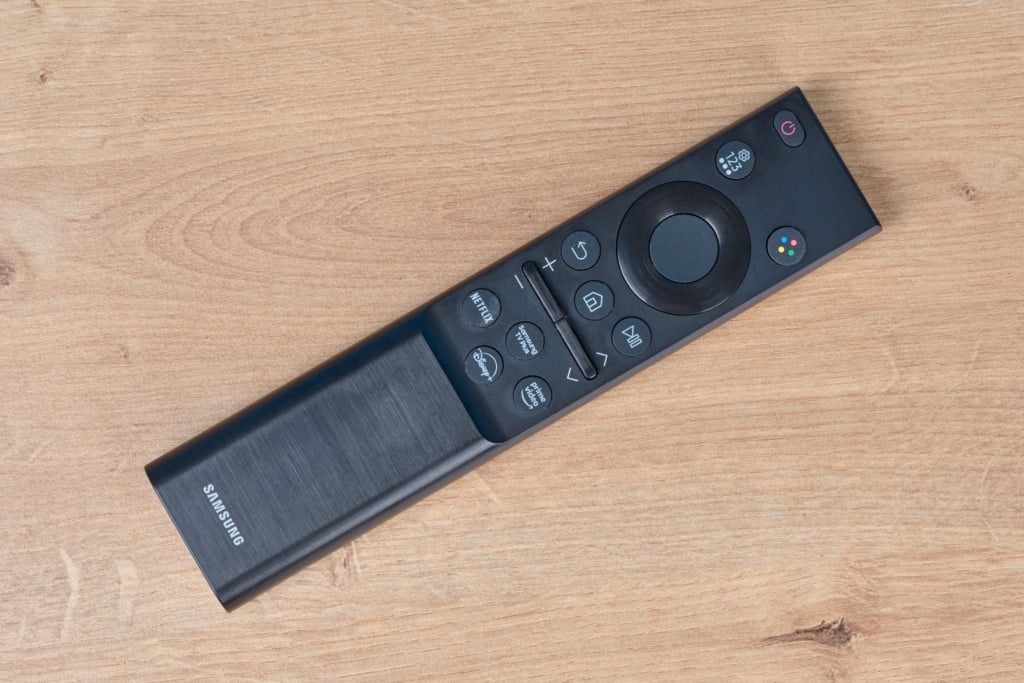 samsung-cu7179u-fernbedienung-1024x683.jpg