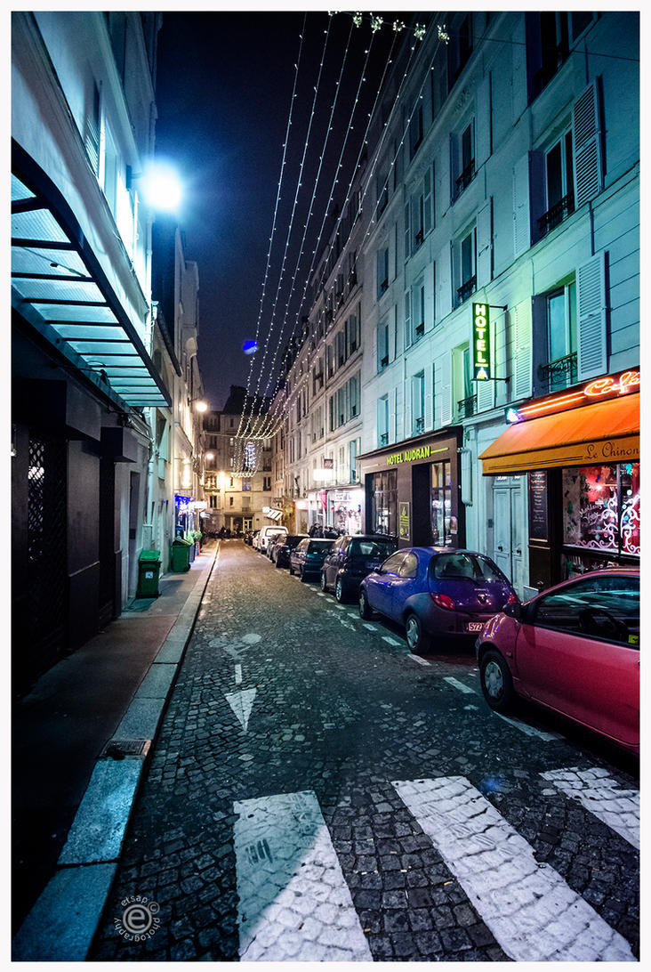 paris_alley_in_montmartre_by_etsap-d6heeq9.jpg
