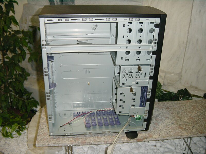 cc_sidefull_open_12678.jpg