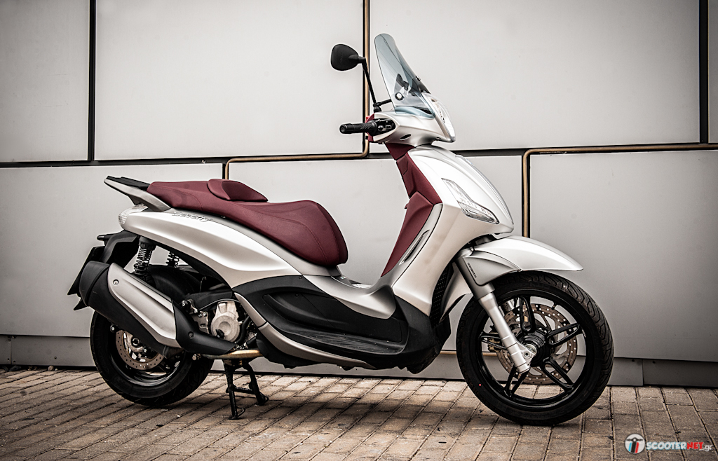 Piaggio-Beverly-350-Sport-Touring-ABS-ASR-2012.jpg