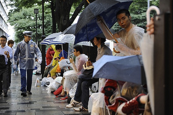 iPhone-4-lines-Japan.jpg