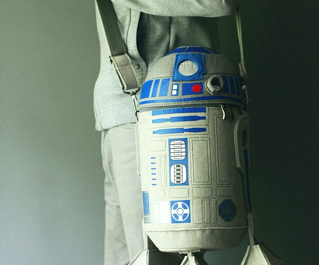 r2-d2-felt-bag-640x533.jpg