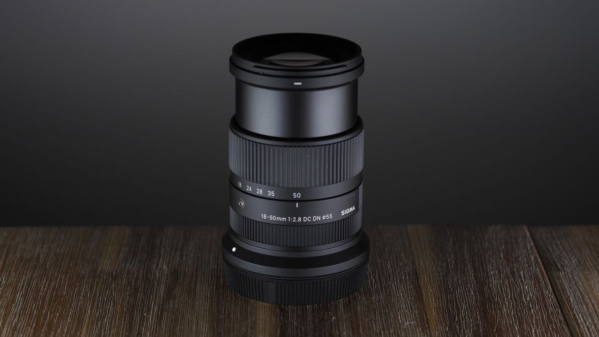 www.digitalcameraworld.com