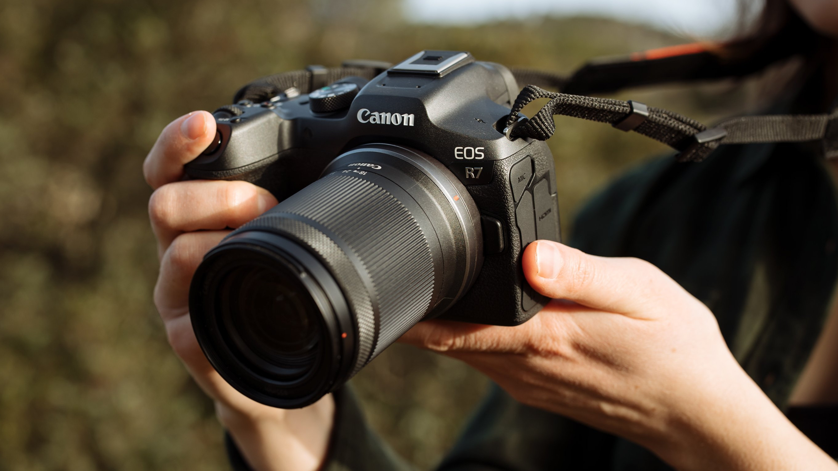 www.digitalcameraworld.com
