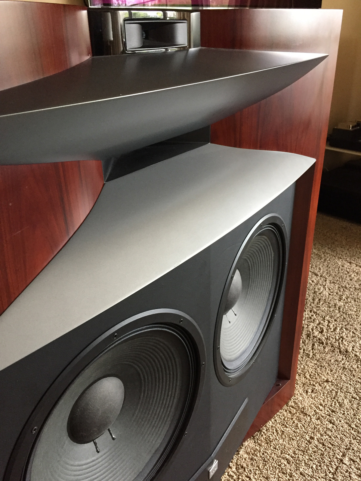 positive-feedback.com